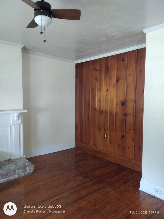 Building Photo - Luce Pine