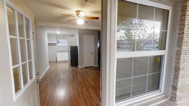 Primary Photo - 11314 Courtshire Dr