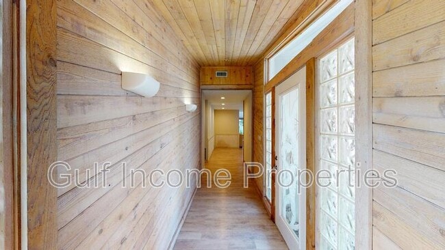 Building Photo - 2360 Riverwood Pines Dr