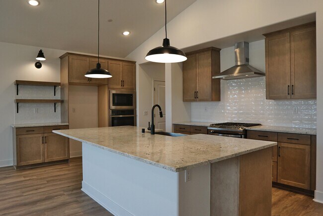 Building Photo - 84201 Novello Dr