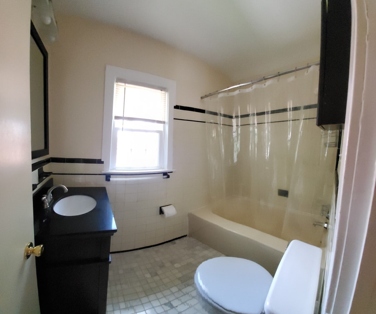 2nd Fl BA panoramic - 1605 N Stafford St