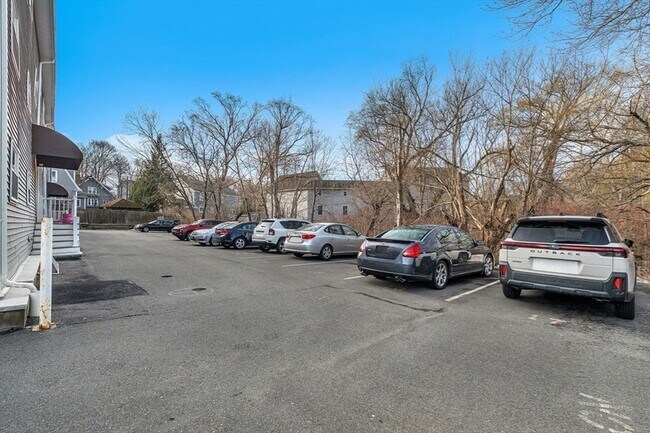 Building Photo - 177 Franklin St