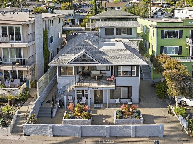 Building Photo - 274 Cliff Dr