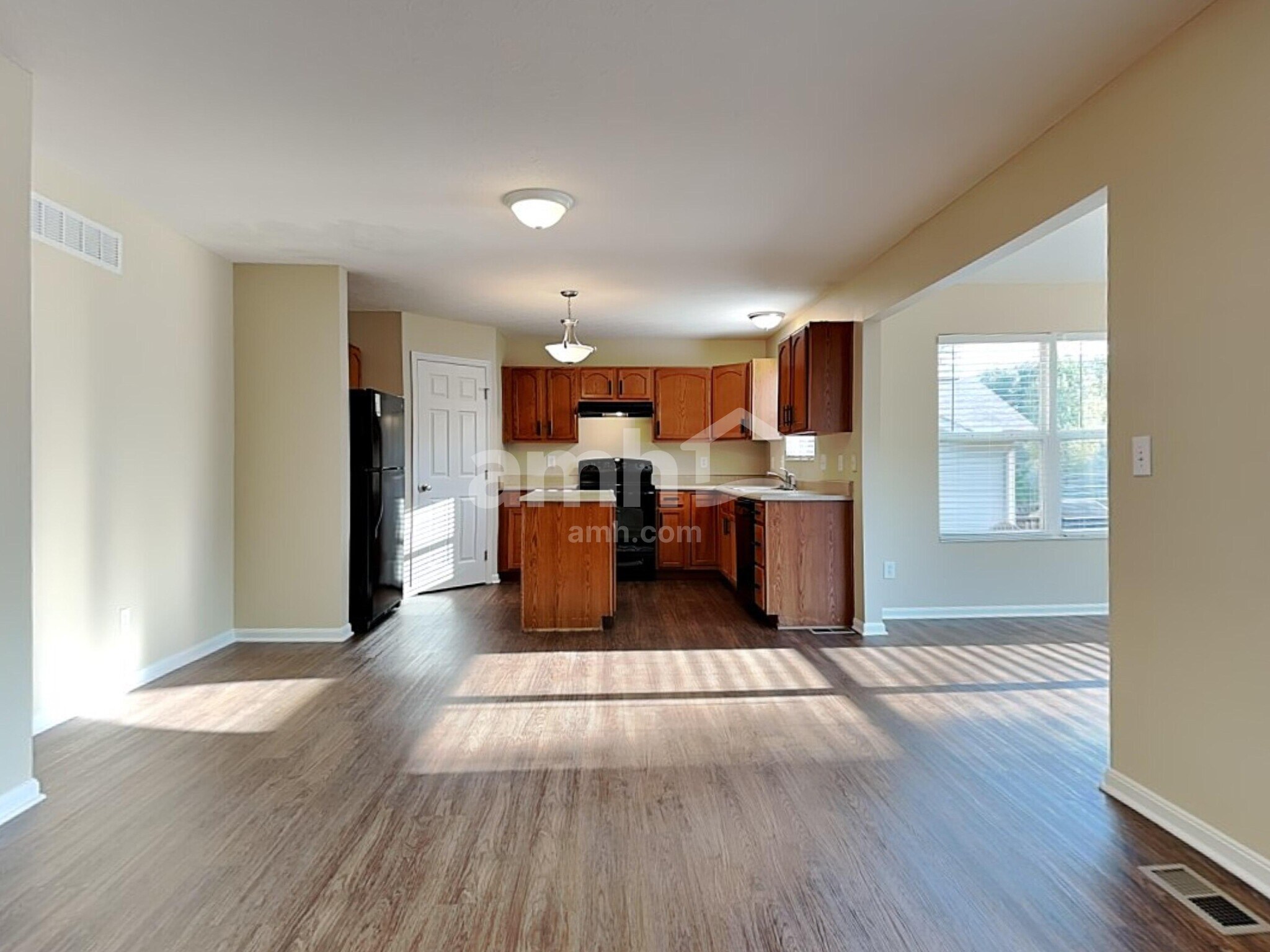 Building Photo - 7638 Sandstone Trl