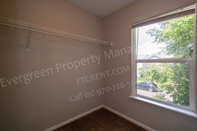 Building Photo - 3326 Warren Farm Dr