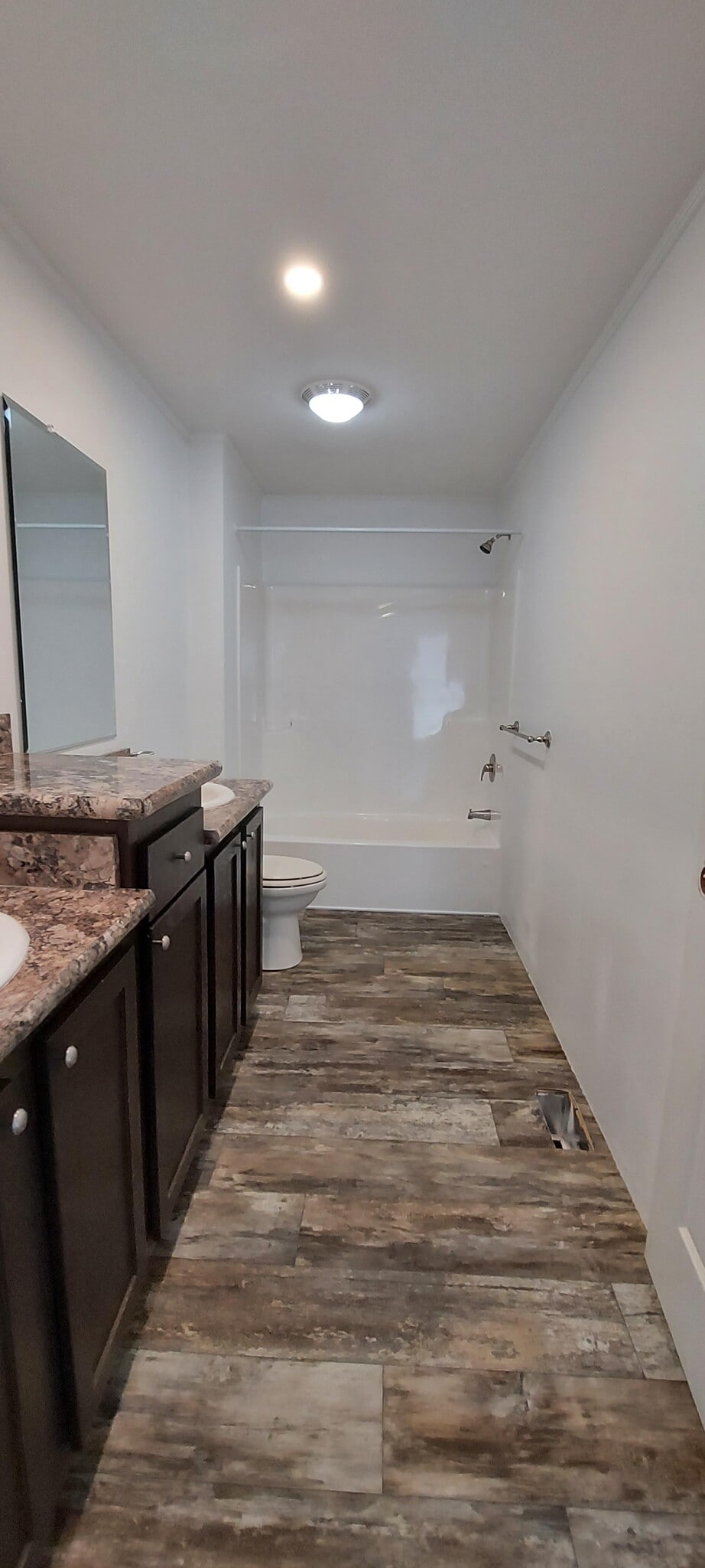 Building Photo - 46 Joymar Dr