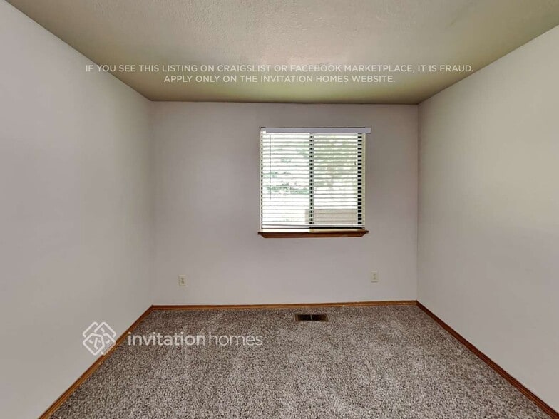 Building Photo - 3308 St Andrews Ct NE