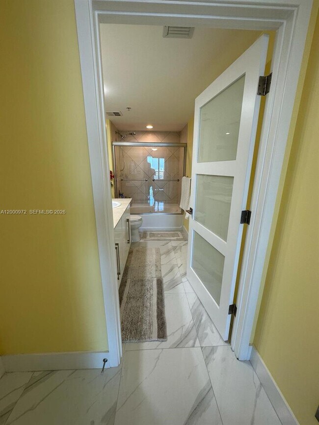 Building Photo - 325 S Biscayne Blvd