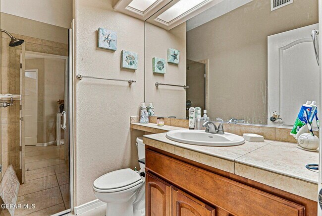 Building Photo - 13566 Emerald Coast Ln
