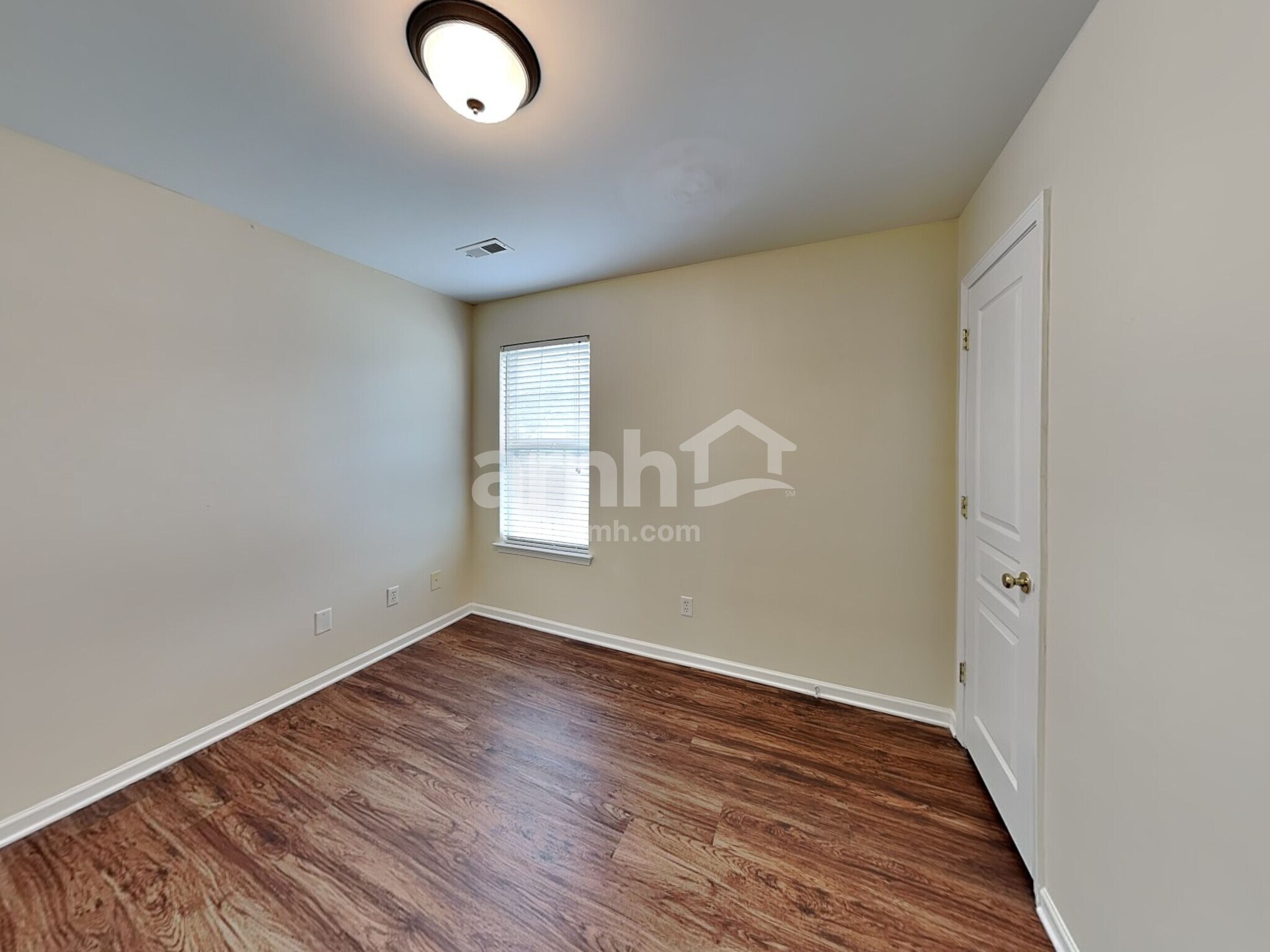 Building Photo - 11109 Aprilia Ln