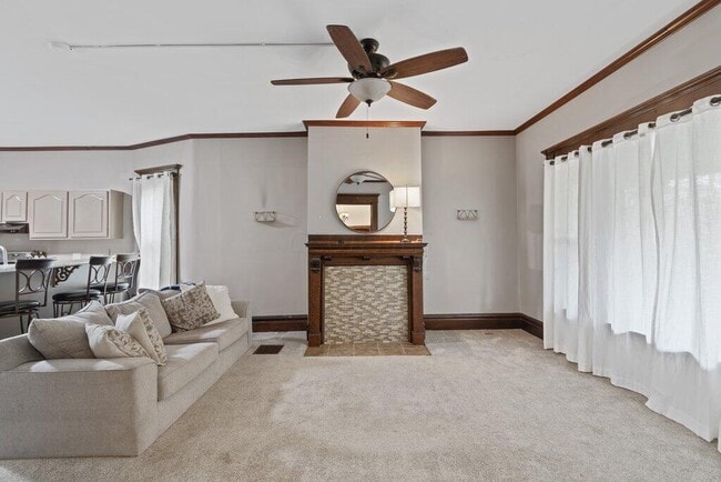 Building Photo - 2027 N 4th St