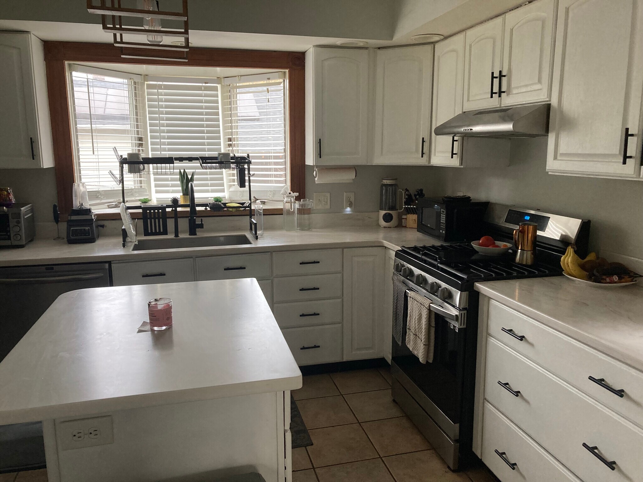 Building Photo - 155 Hill St