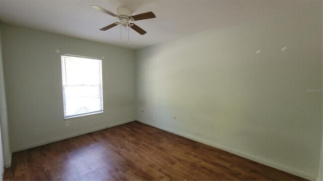 Building Photo - 7119 SW 45th Pl