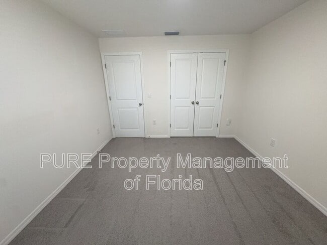 Building Photo - 618 SE 65th Terrace