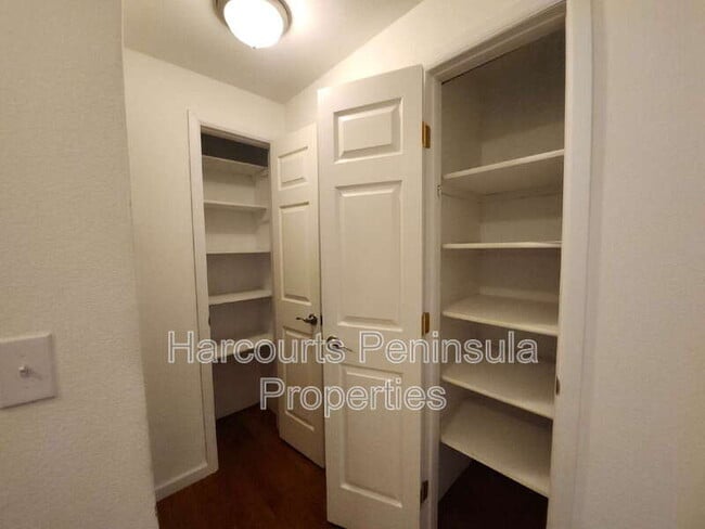 Building Photo - 7281 E Ramblewood St