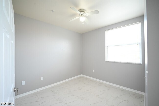 Building Photo - 15433 Bellamar Cir