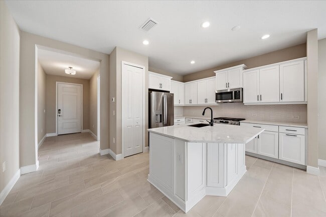 Building Photo - 2329 Blue Mahoe Ln