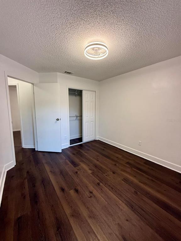 Building Photo - 8143 Chelsworth Dr