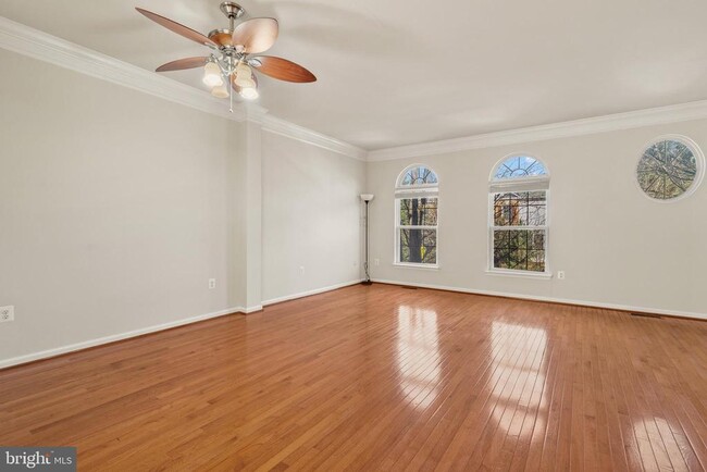 Building Photo - 4505 Henley Pl