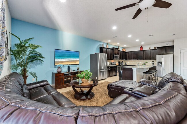 Building Photo - 8845 Rhodes St