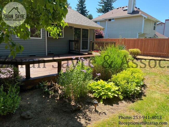 Building Photo - 197- Beautiful air conditioned home on Eas...