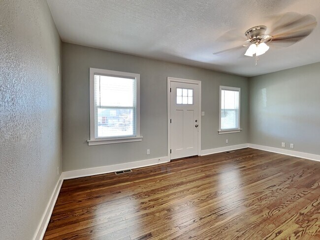 Building Photo - 1921 NW 38th St