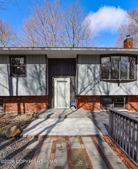 Building Photo - 1543 Coolbaugh Rd