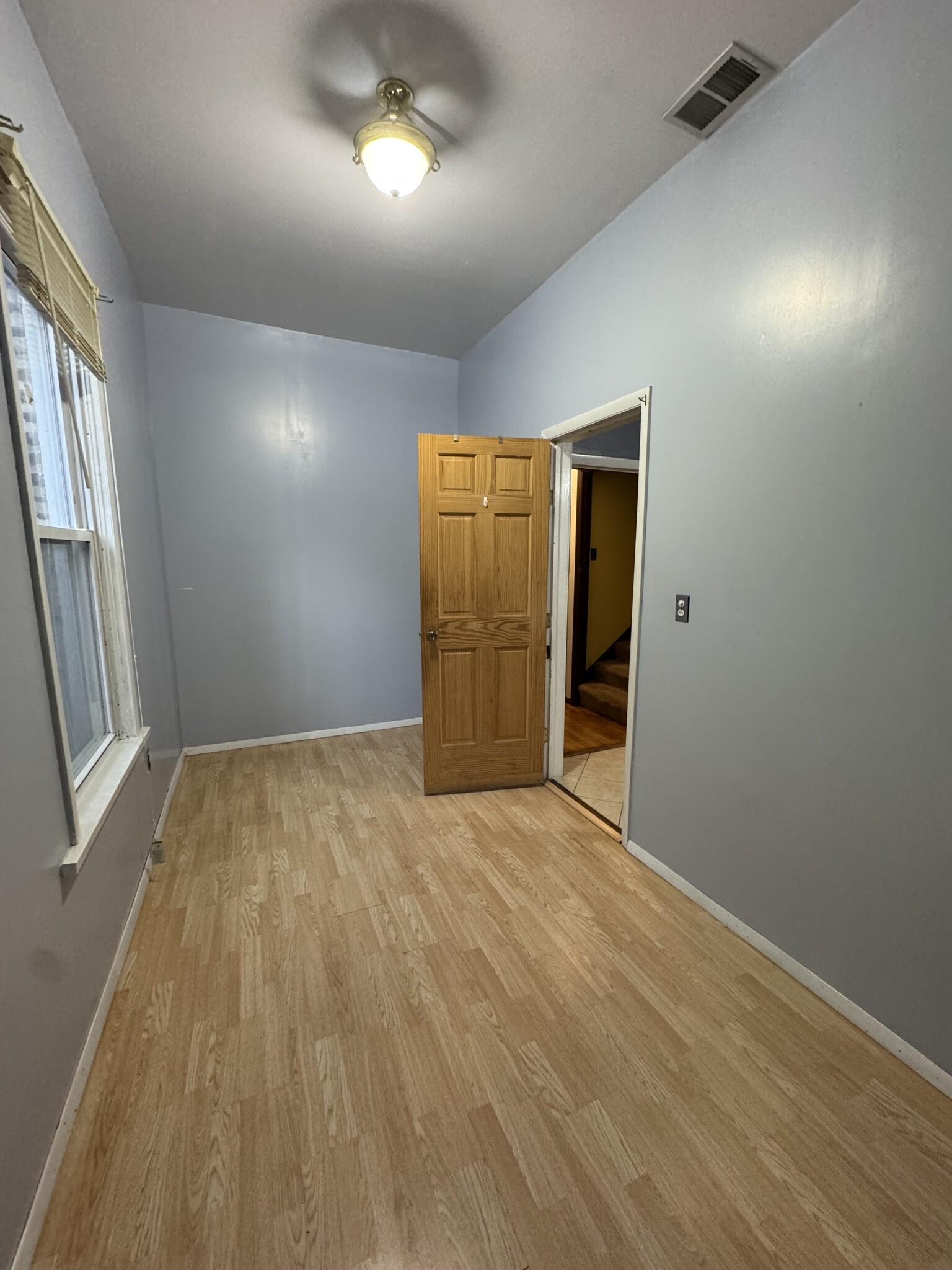 Building Photo - 3636 S Hermitage Ave