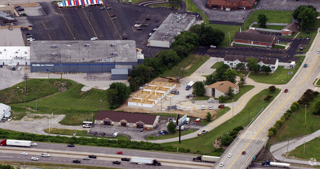 Building Photo - Fallon Crest