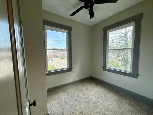 Building Photo - 210 O Bannon Ave