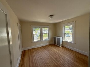 Building Photo - 675 Humphrey St