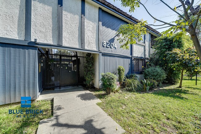 Building Photo - 8204 Langdon Ave