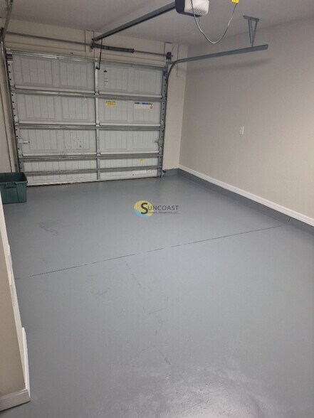 Building Photo - 1 Rosecroft Ln