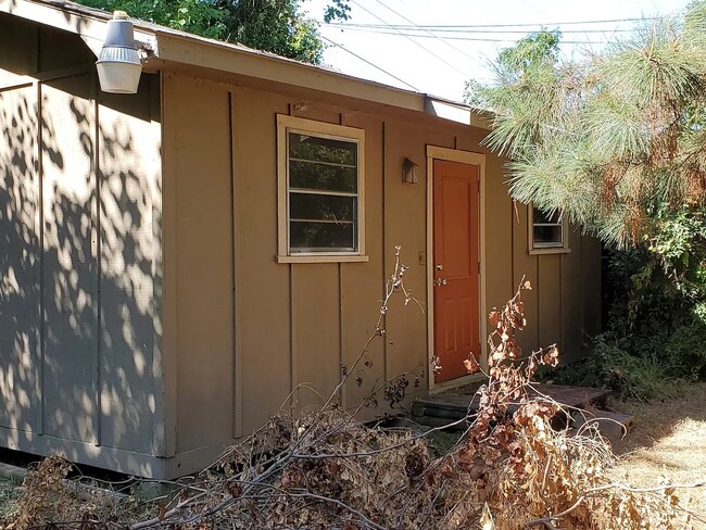 Building Photo - 3801 Nichols Dr