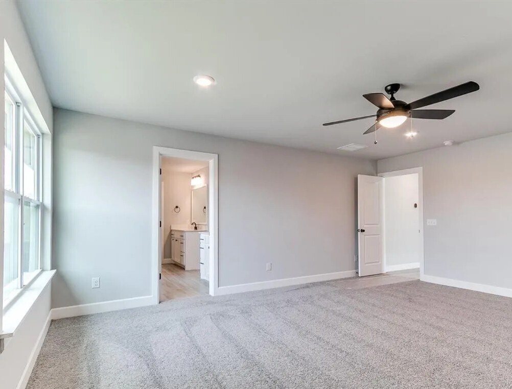 Upstairs Primary Bedroom - 1221 SW 141st St