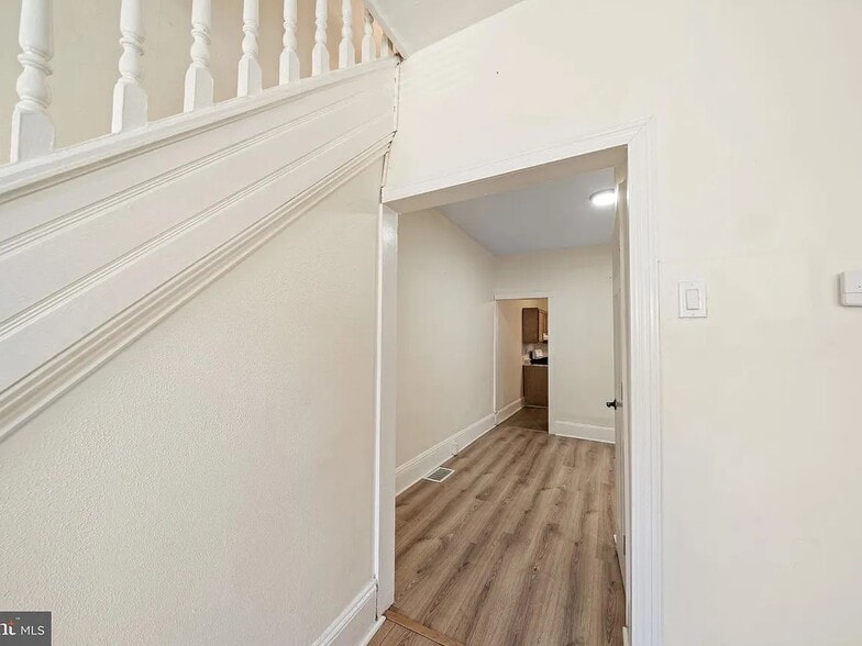 Building Photo - 431 S Harrison St