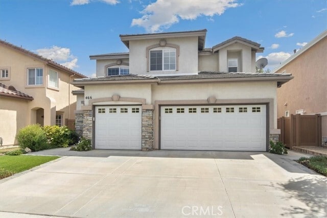 Primary Photo - 466 Fallbrook Ave