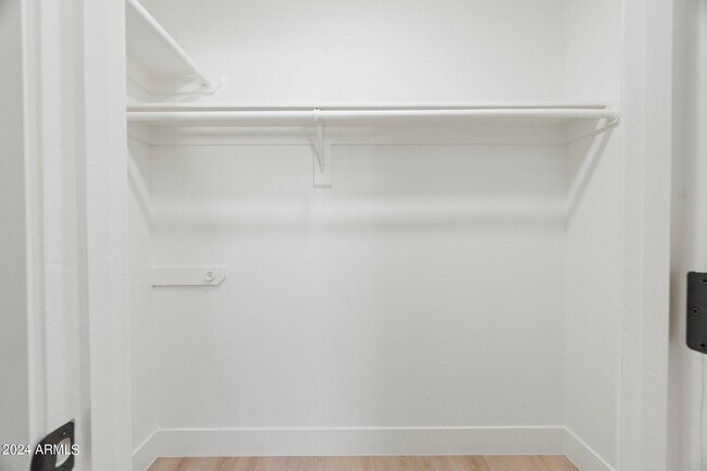 Building Photo - 1643 W Griswold Rd