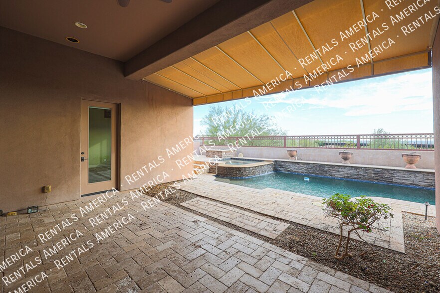 Building Photo - 12439 E Lupine Ave