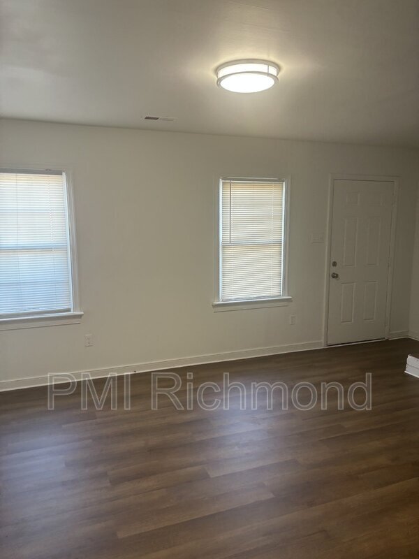 Building Photo - 3411 Chalfont Dr