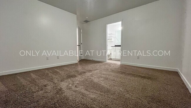 Building Photo - 3741 W 860 N