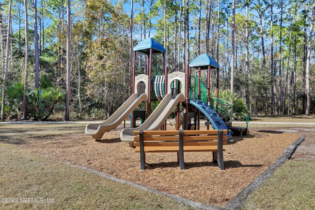 Building Photo - 136 Oyster Bay Way
