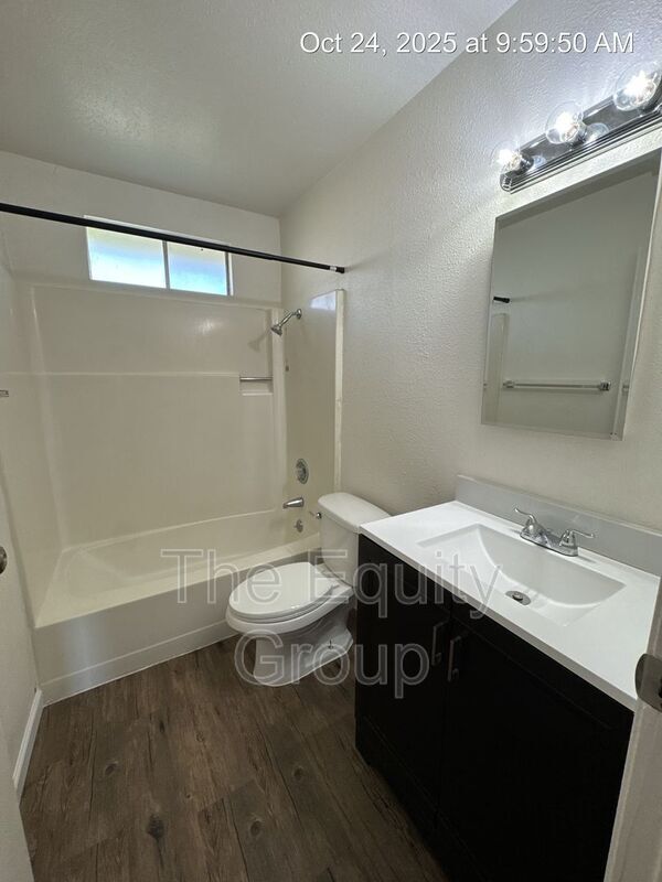 Building Photo - 149 N Castle Rock St