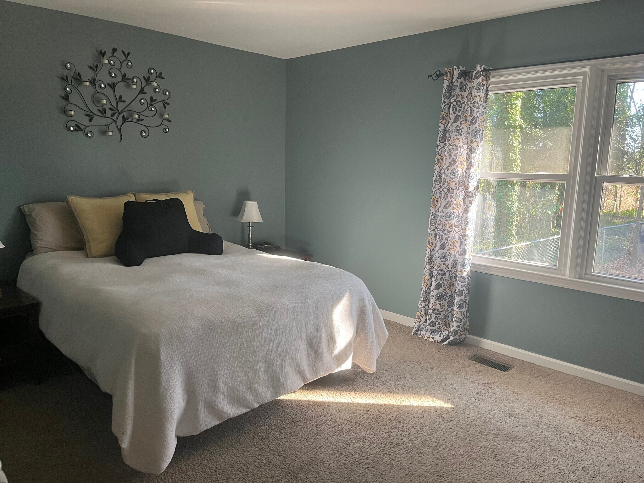 Building Photo - 2119 Strebor St