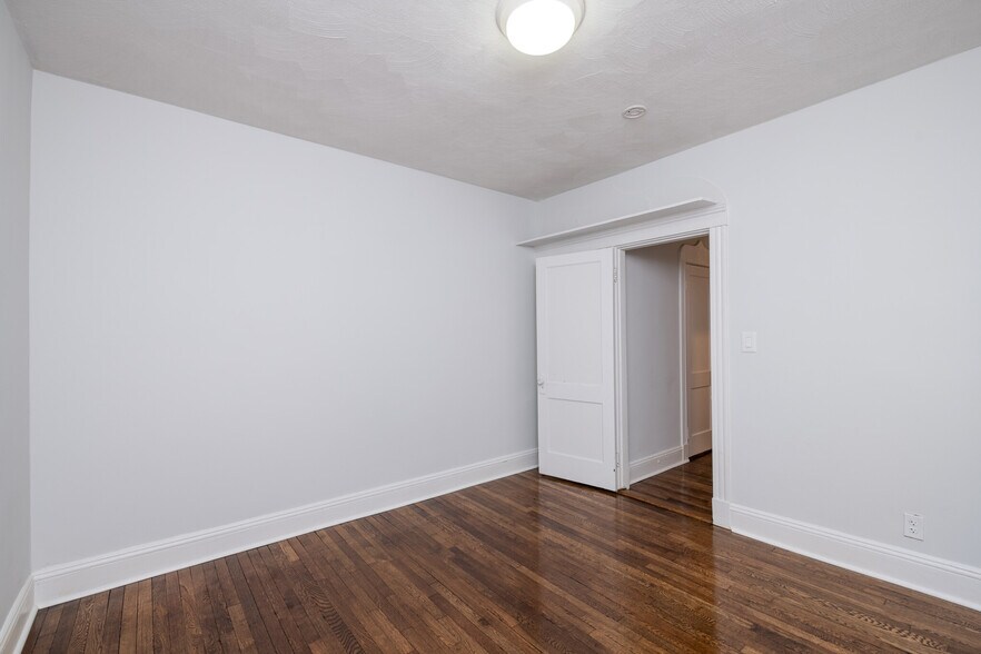 Building Photo - 32 Worthington St