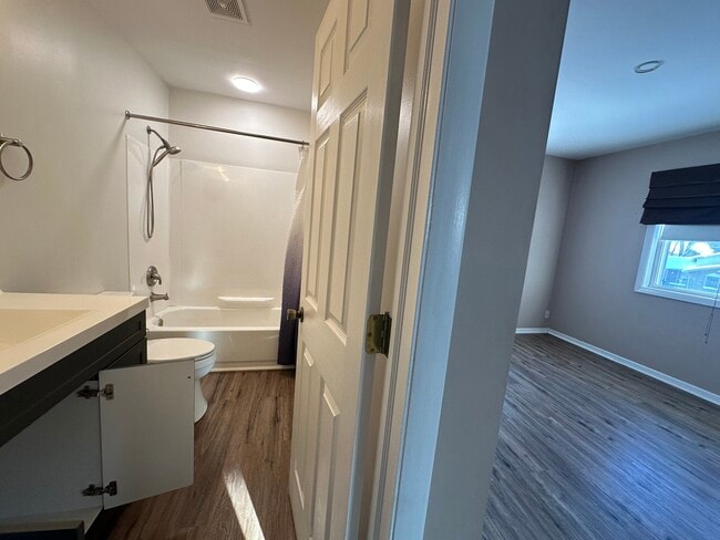 Building Photo - 33351 N Park St