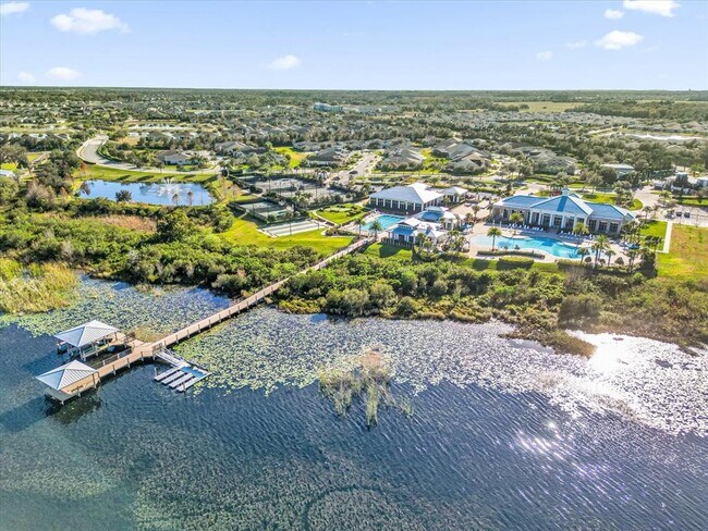 Building Photo - 2360 Datura Lp