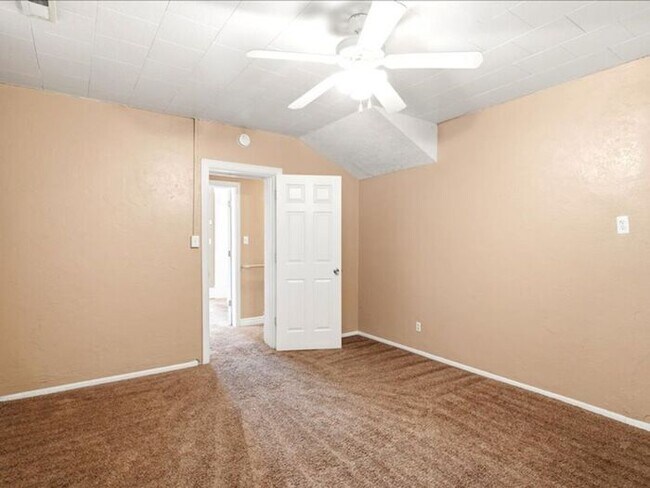 Building Photo - North Salt Lake 4 bed 3 bath home