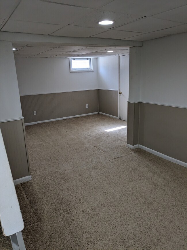 Building Photo - 120 Delmont St