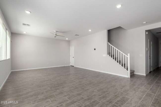 Building Photo - 18207 W Daley Ln